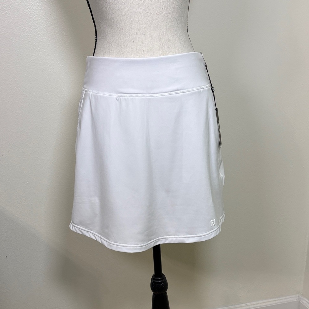 FJ Women’s small Skort